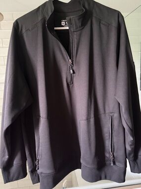 Carhartt Women's  Black Half-Zip Work/scrub Pullover